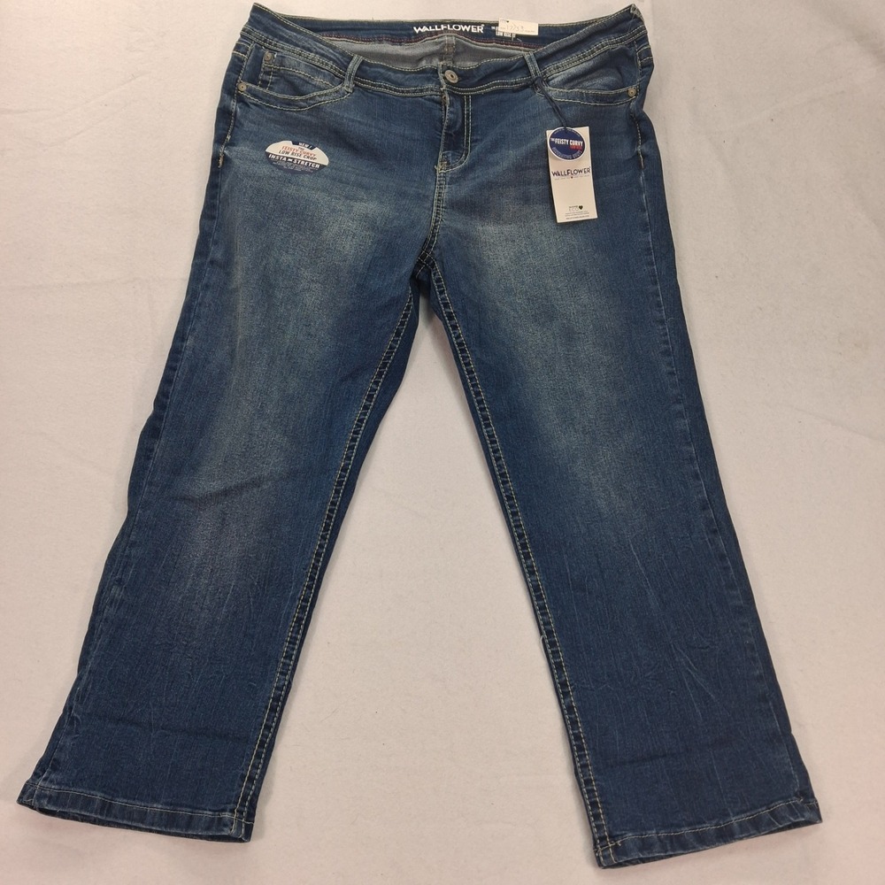 WallFlower Jeans Womens 17 Feisty Curvy Blue Low Rise Crop Insta-Stretch NEW